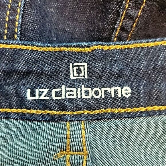 Liz Claiborne Womens Jeans Size 12 City Fit Skinny Leg Dark Blue 34x30.5 - Picture 6 of 8